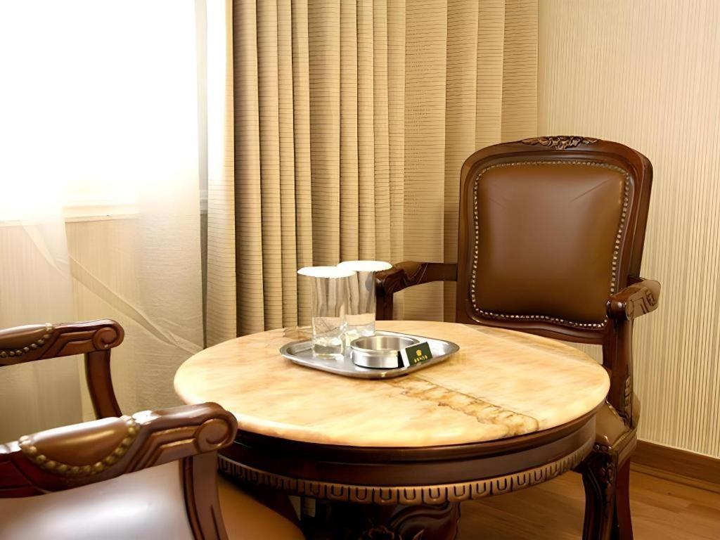 Hotel Olympic Changwon Exterior photo