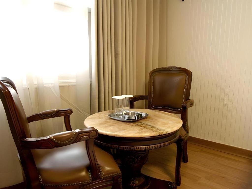 Hotel Olympic Changwon Exterior photo