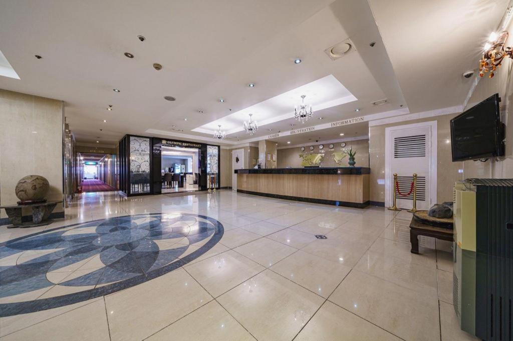 Hotel Olympic Changwon Exterior photo